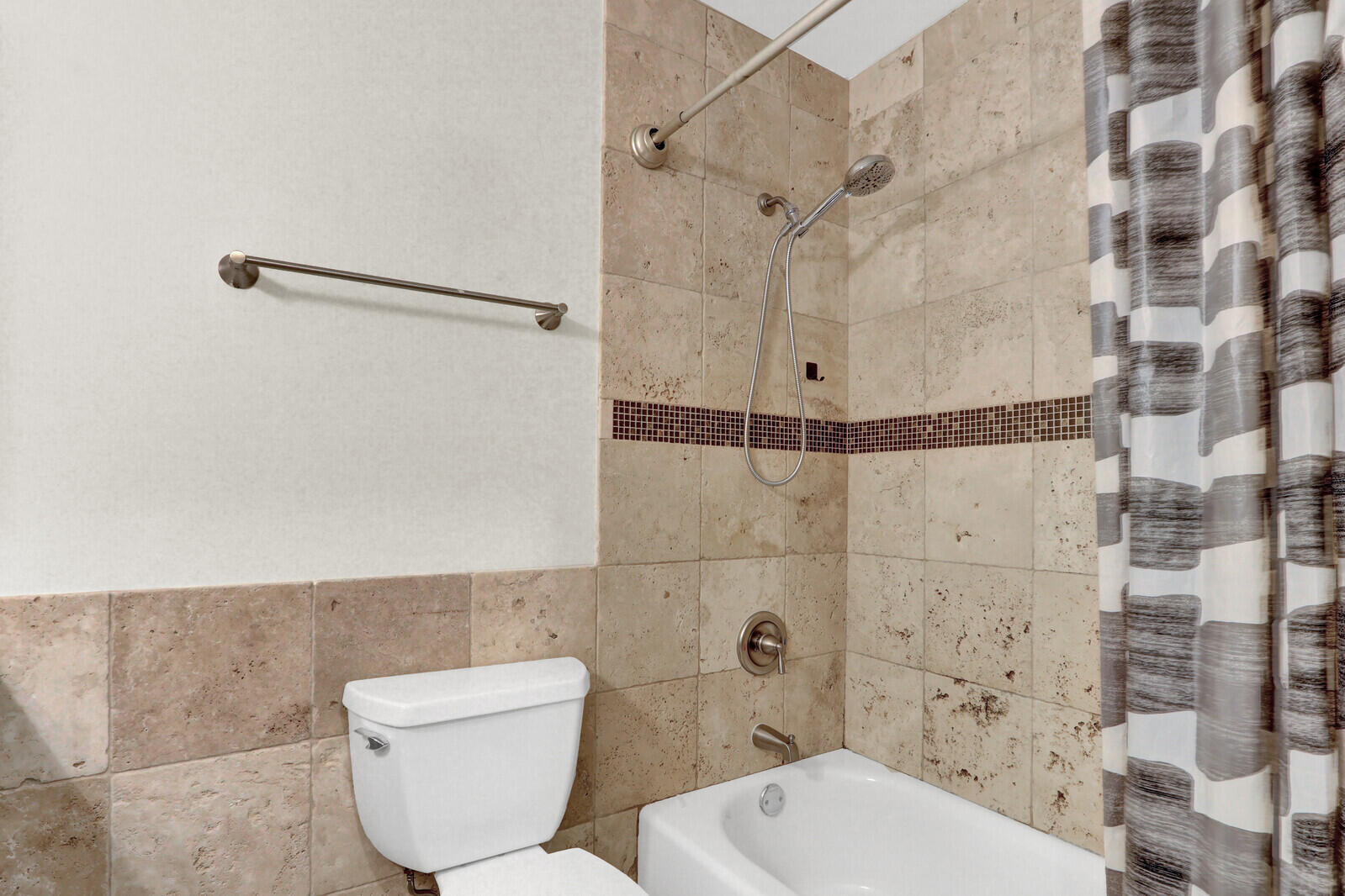 DELRAY OAKS WEST CONDO - Residential Lease