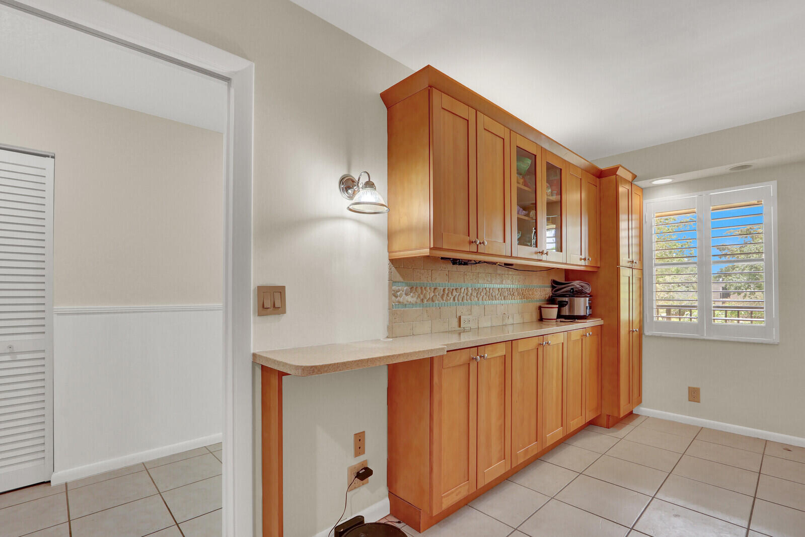 DELRAY OAKS WEST CONDO - Residential Lease