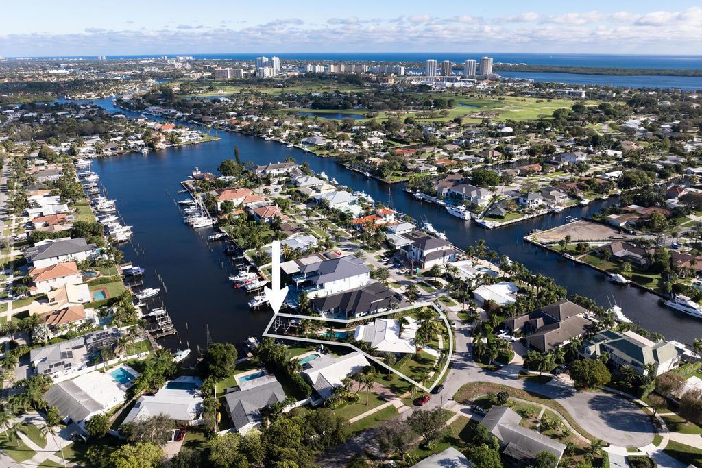 Photo of 705 Waterway Drive, North Palm Beach, FL 33408 (MLS # R10959271)