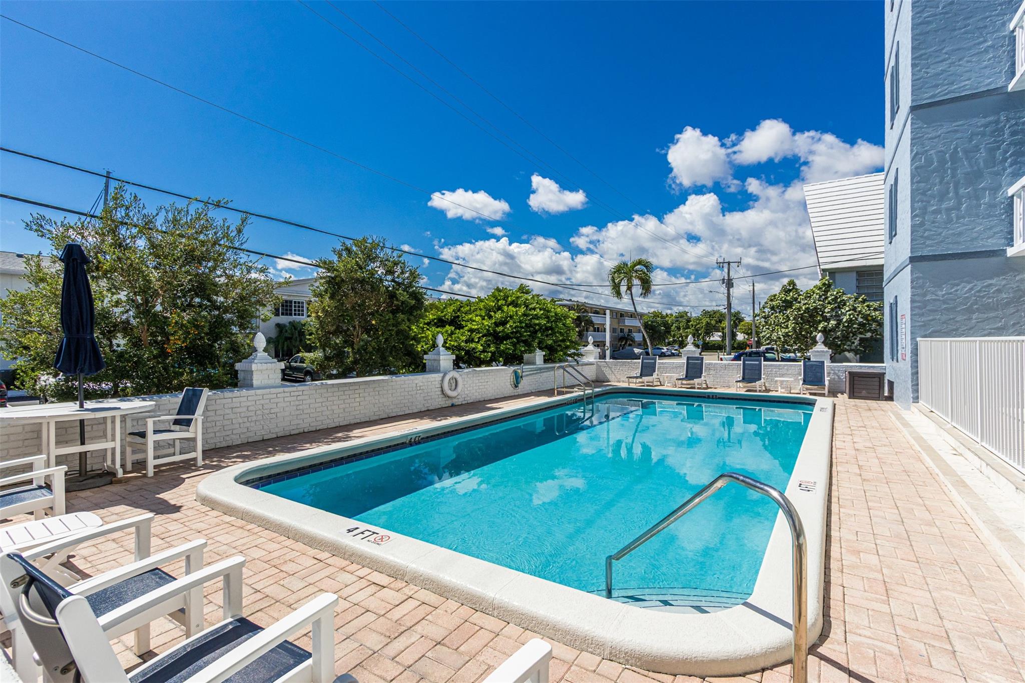 IMPERIAL CONDO - Residential Lease