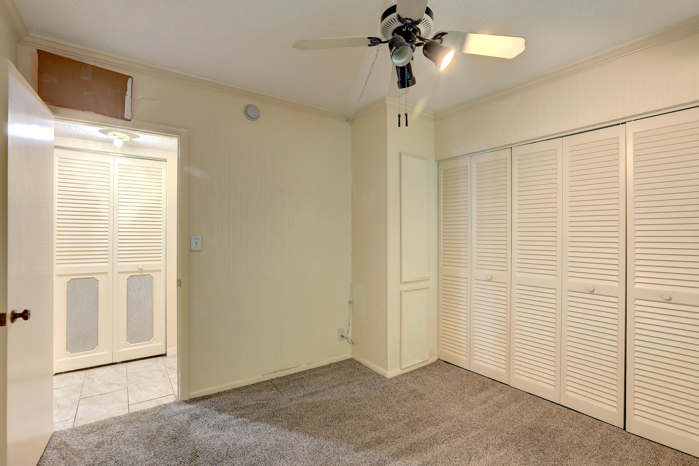 """ROYAL PARK BLDGS E, W & N""" - Residential