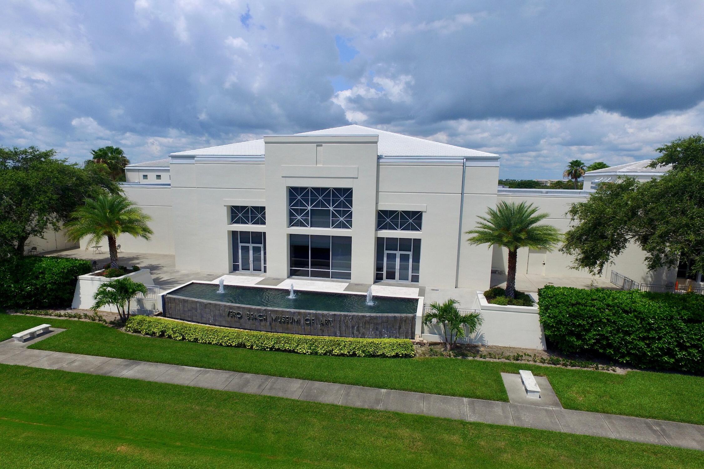 """ROYAL PARK BLDGS E, W & N""" - Residential