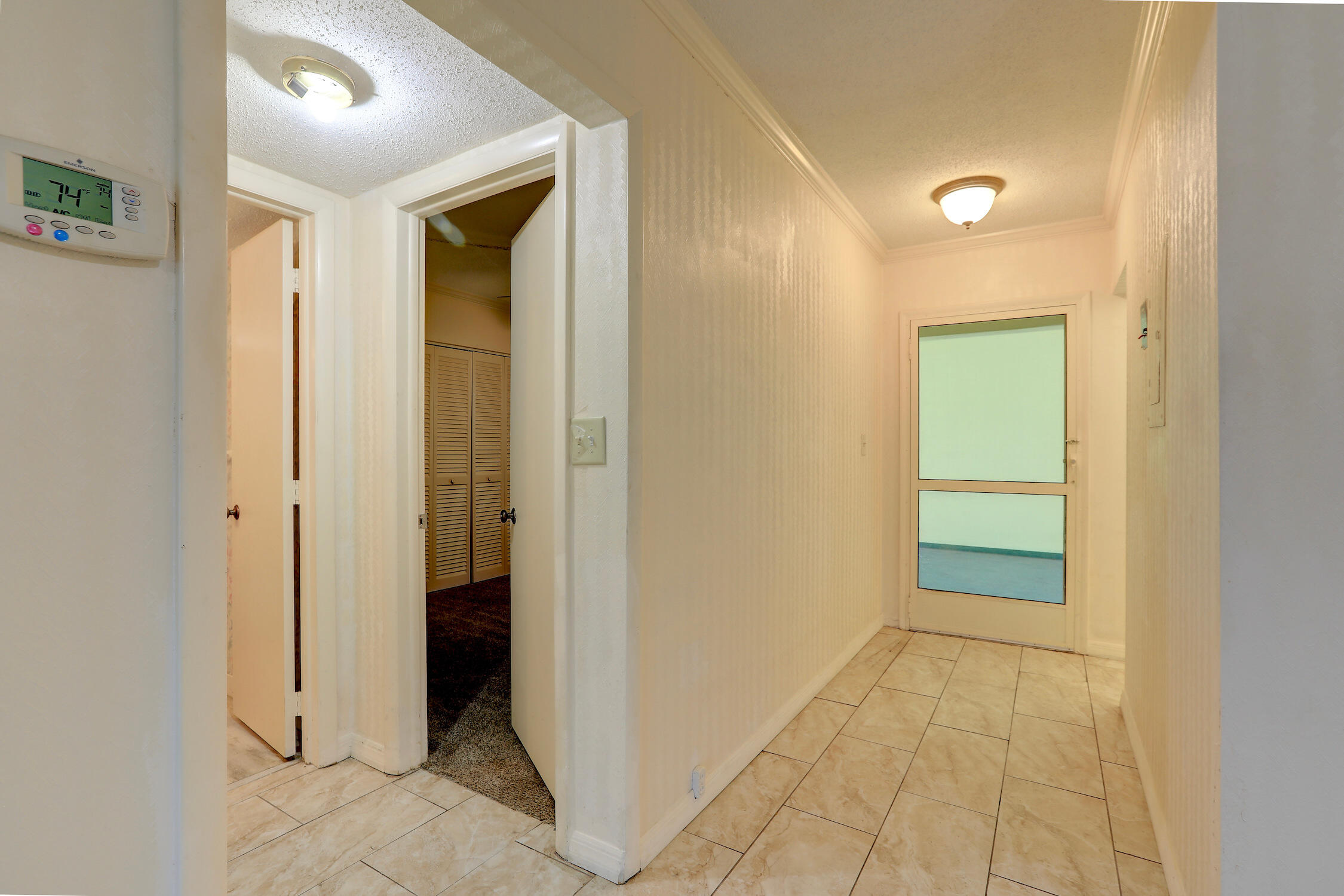 """ROYAL PARK BLDGS E, W & N""" - Residential