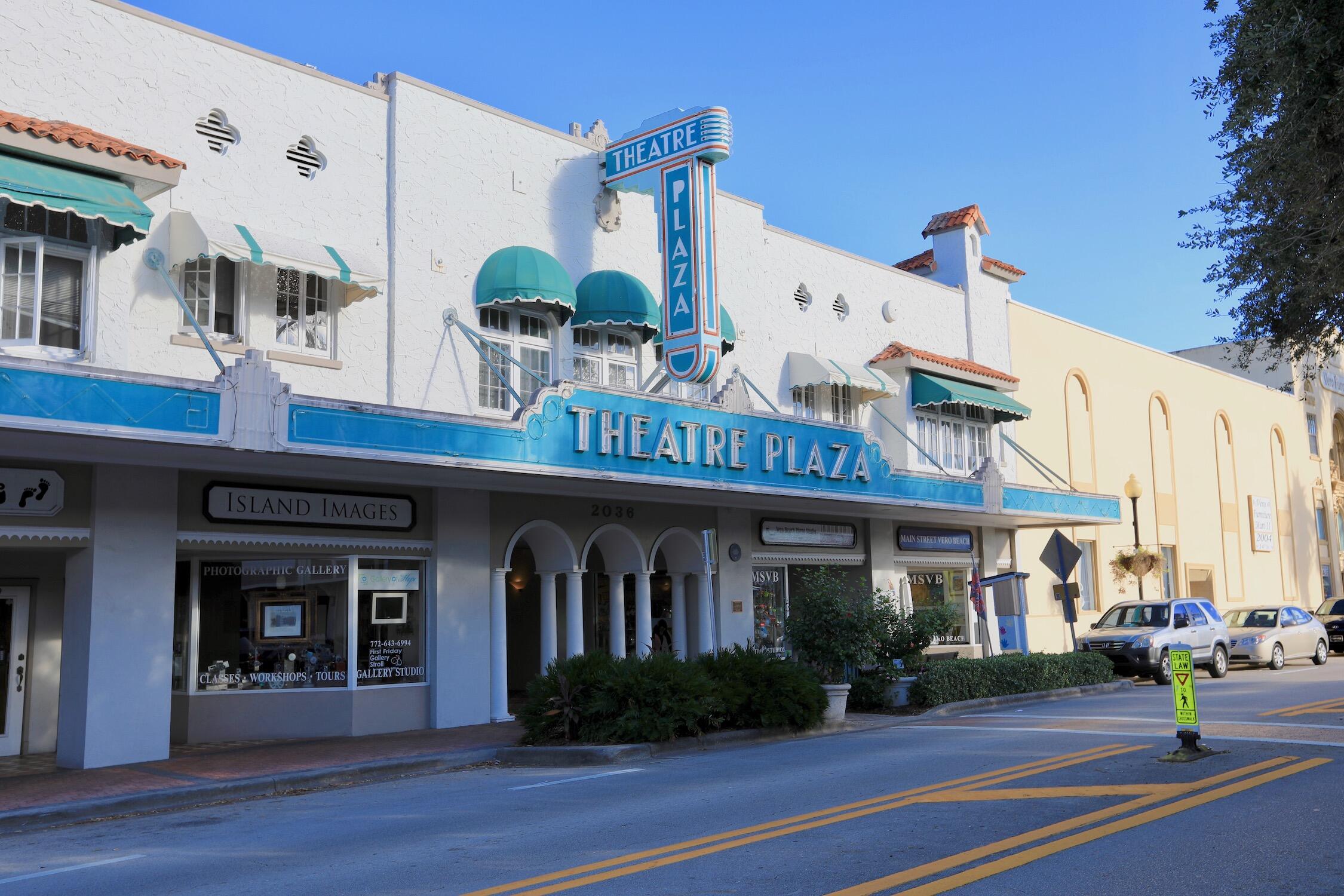 """ROYAL PARK BLDGS E, W & N""" - Residential