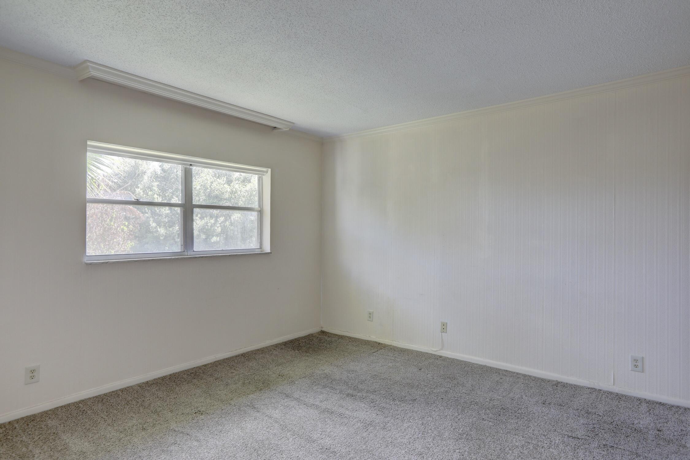 """ROYAL PARK BLDGS E, W & N""" - Residential