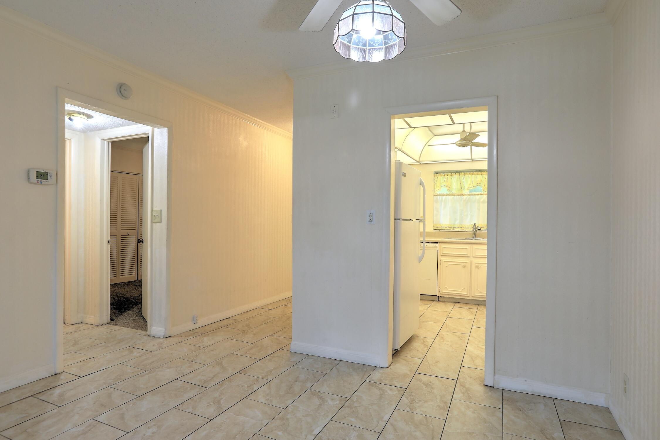 """ROYAL PARK BLDGS E, W & N""" - Residential