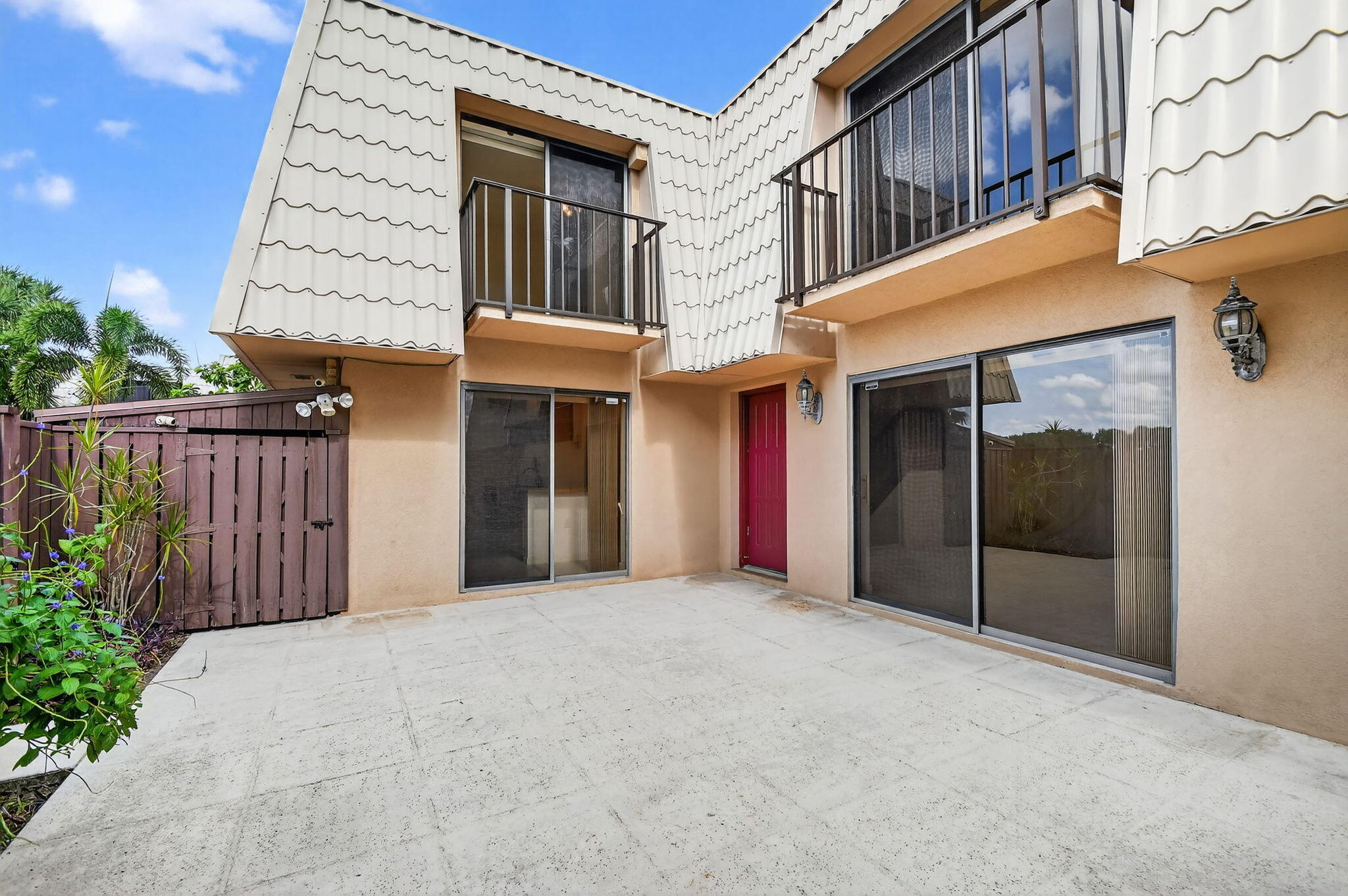 VILLAGE OF SANDALWOOD LAK - Residential