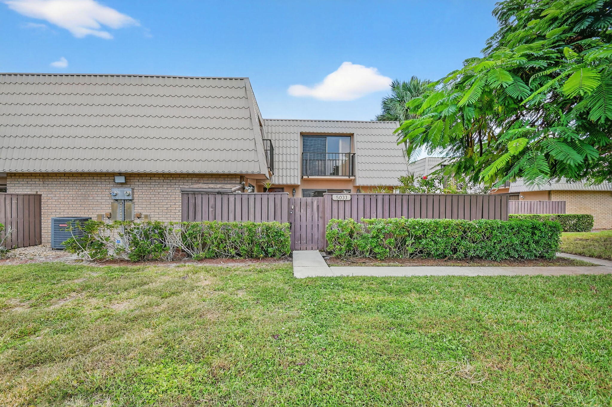 VILLAGE OF SANDALWOOD LAK - Residential