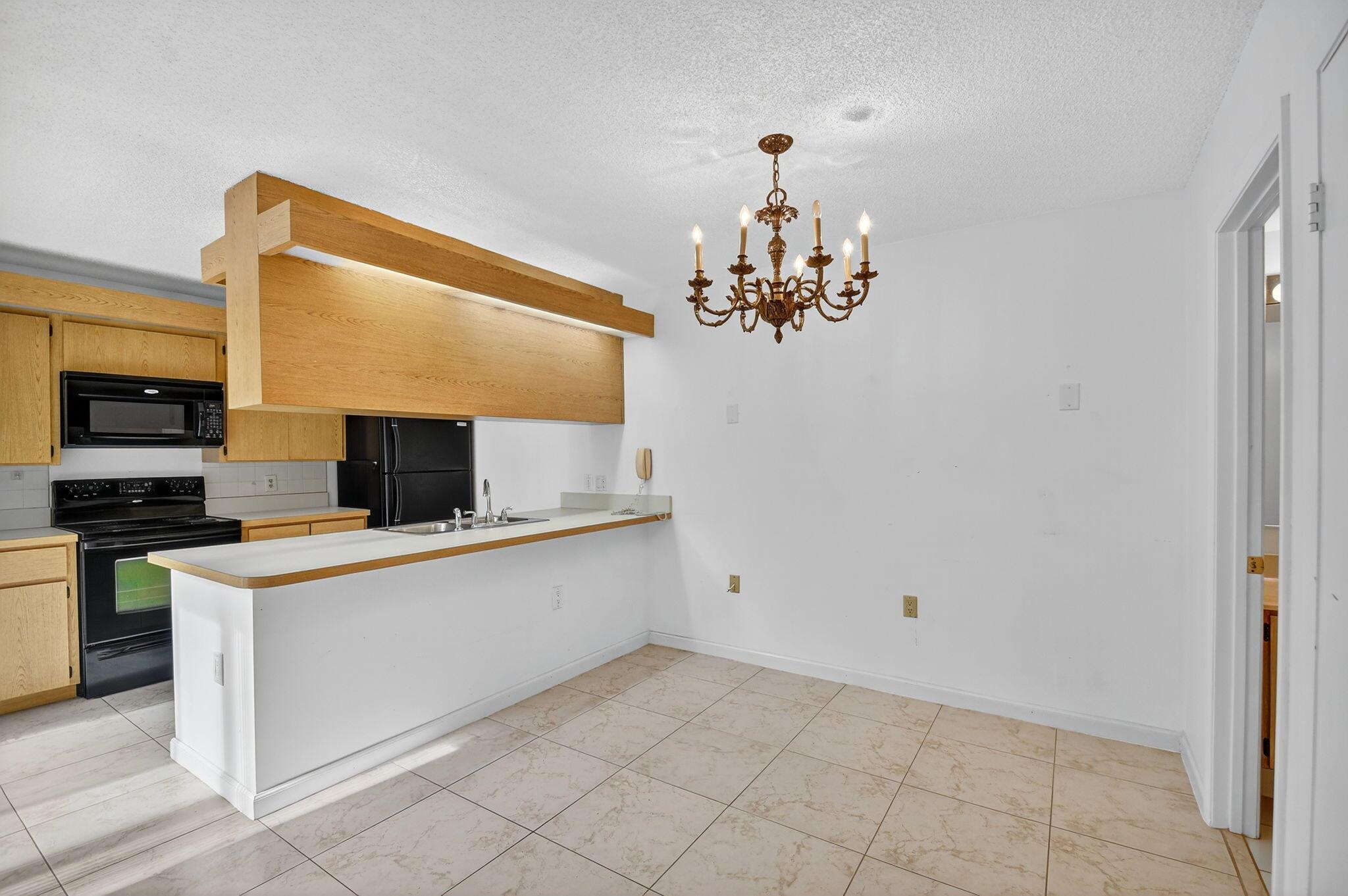 VILLAGE OF SANDALWOOD LAK - Residential