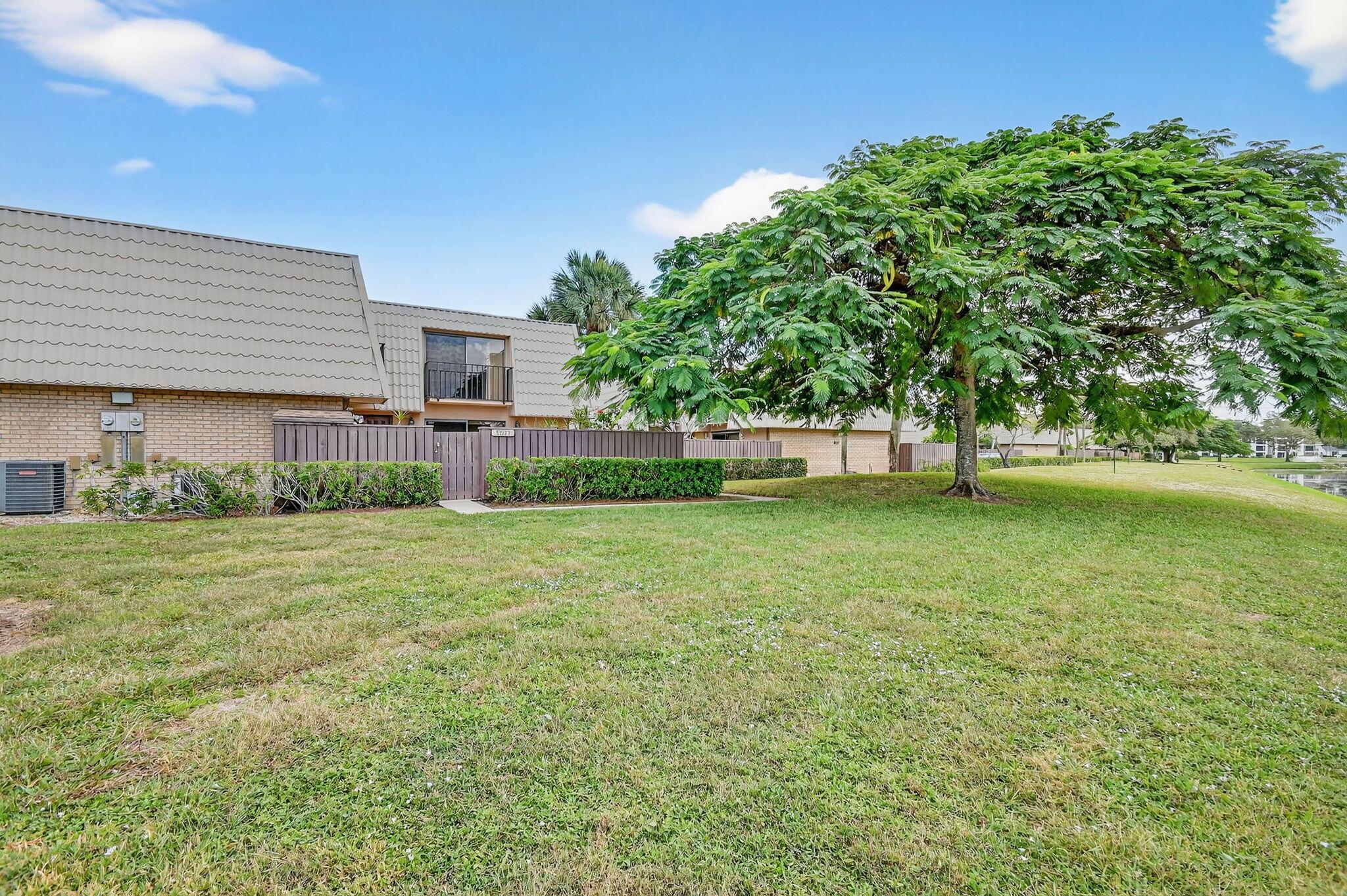 VILLAGE OF SANDALWOOD LAK - Residential