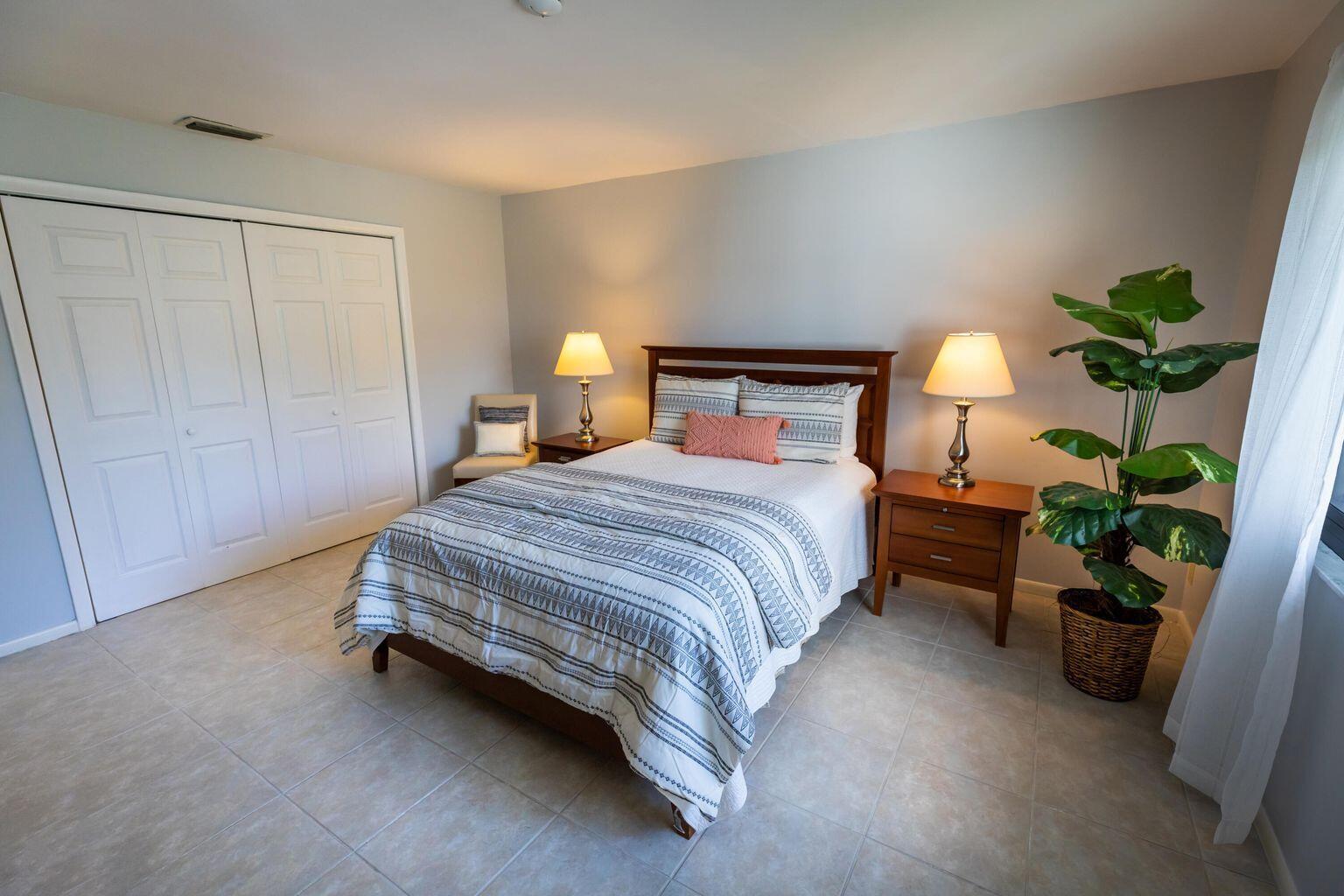 EASTVIEW VILLAGE SQUARE C - Residential