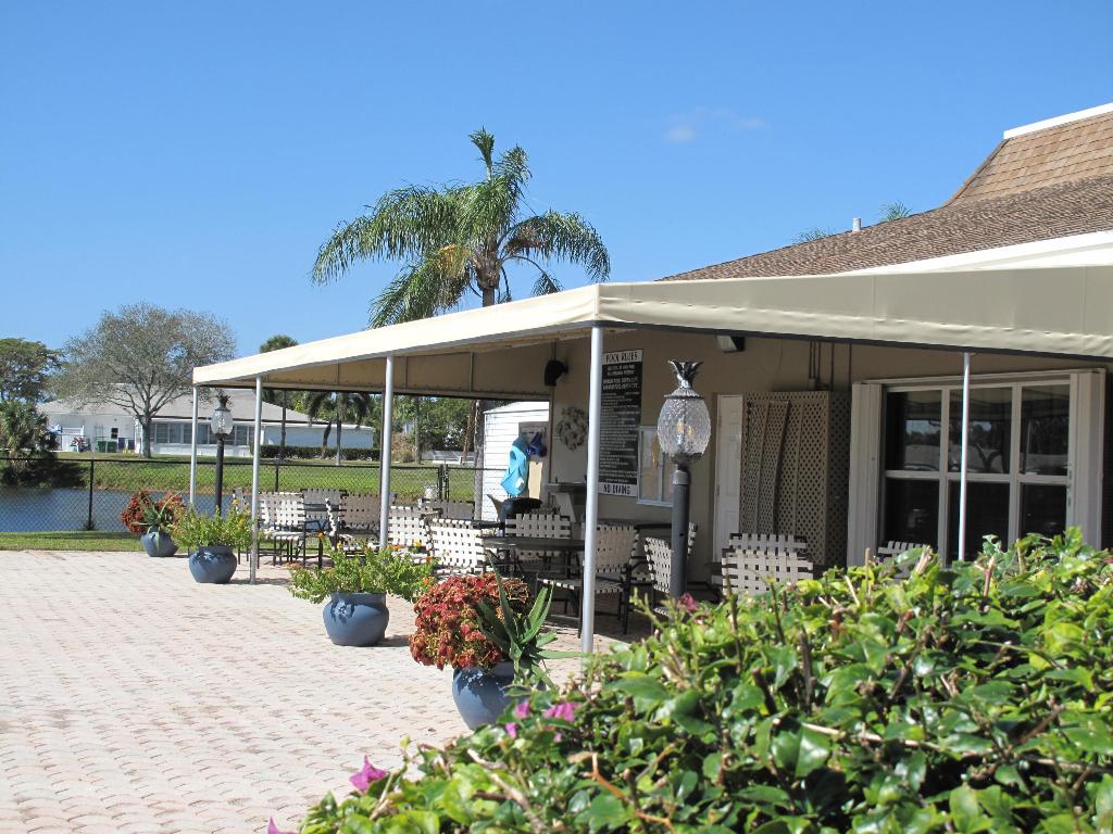 HIGH POINT OF DELRAY BEACH CONDO SEC II - Residential