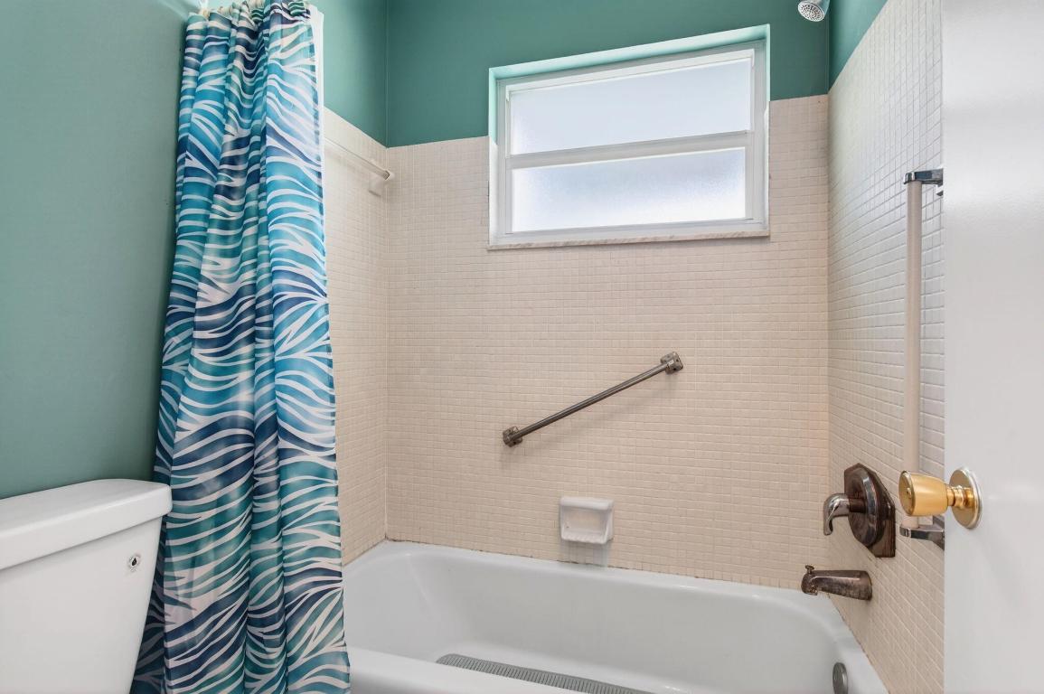 HIGH POINT OF DELRAY BEACH CONDO SEC II - Residential