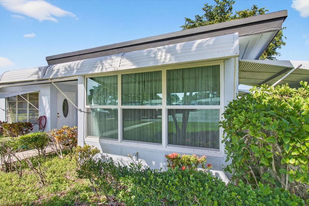 Photo of 417 High Point Boulevard #D, Delray Beach, FL 33445 (MLS # R11156092)