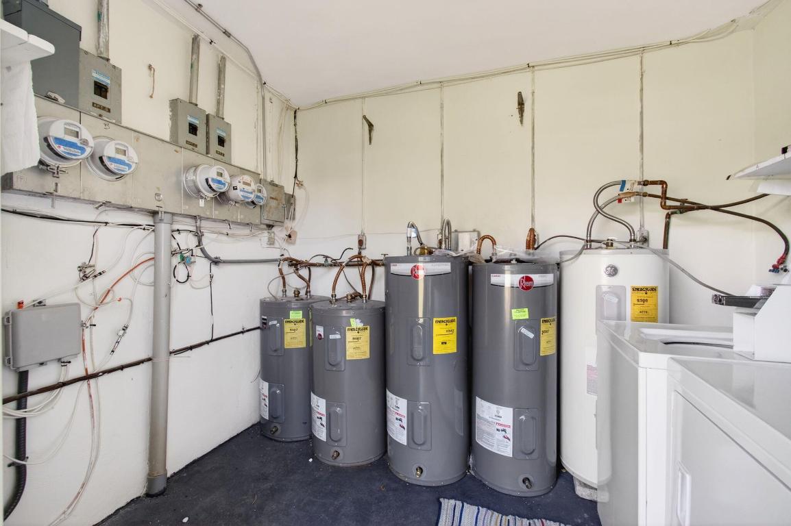 HIGH POINT OF DELRAY BEACH CONDO SEC II - Residential