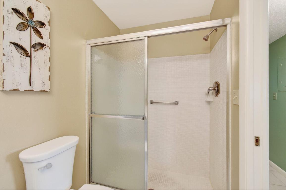 HIGH POINT OF DELRAY BEACH CONDO SEC II - Residential