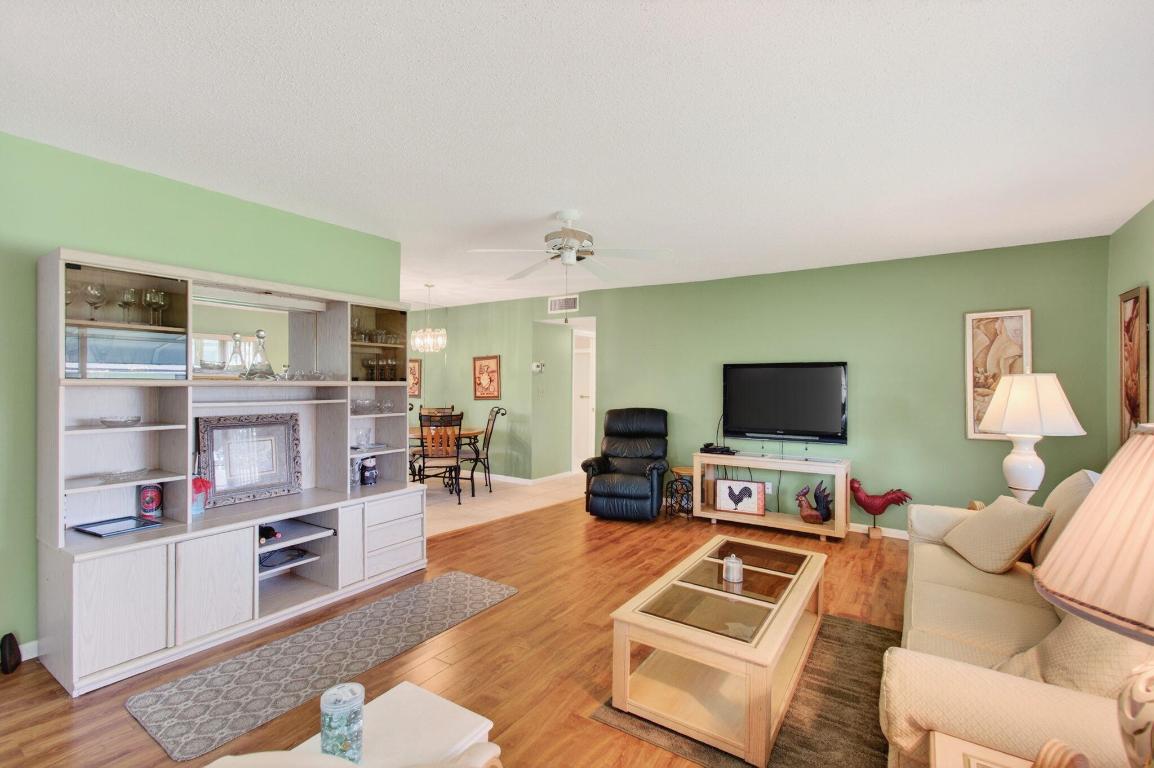 HIGH POINT OF DELRAY BEACH CONDO SEC II - Residential