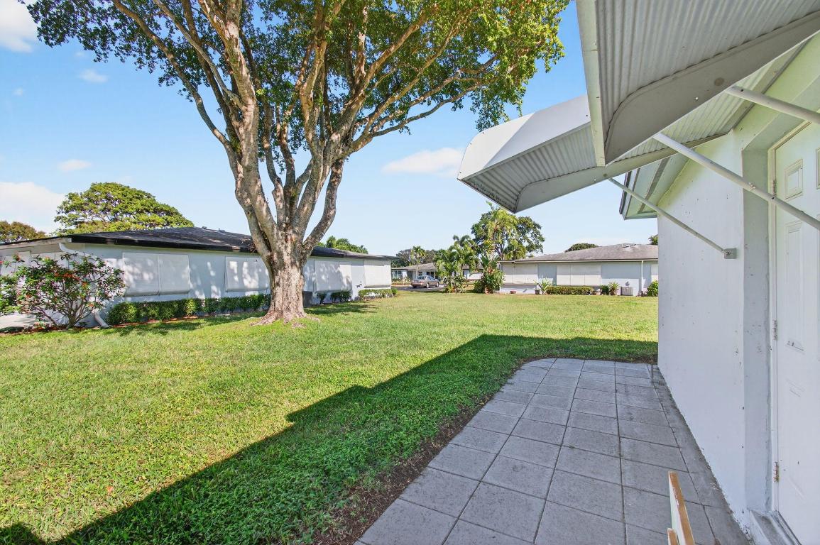 HIGH POINT OF DELRAY BEACH CONDO SEC II - Residential