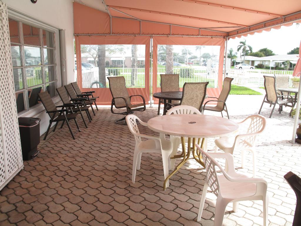 HIGH POINT OF DELRAY BEACH CONDO SEC II - Residential