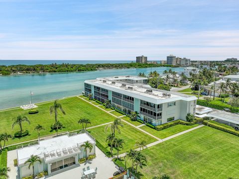 A home in Tequesta