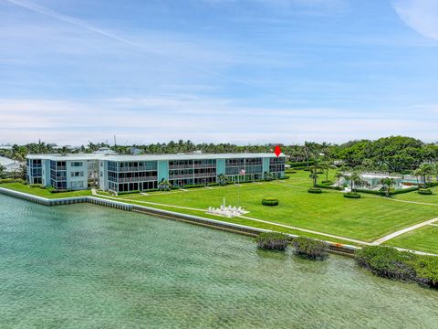 A home in Tequesta