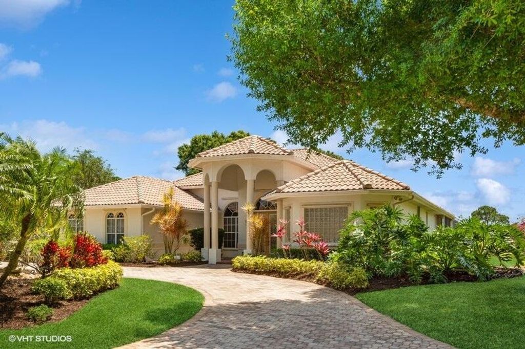 Photo of 9669 Landings Drive, Port Saint Lucie, FL 34986 (MLS # R10980572)