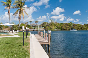 CORAL KEY VILLAS SEC 11 - Residential