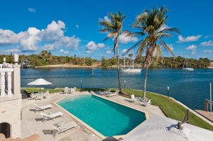 CORAL KEY VILLAS SEC 11 - Residential