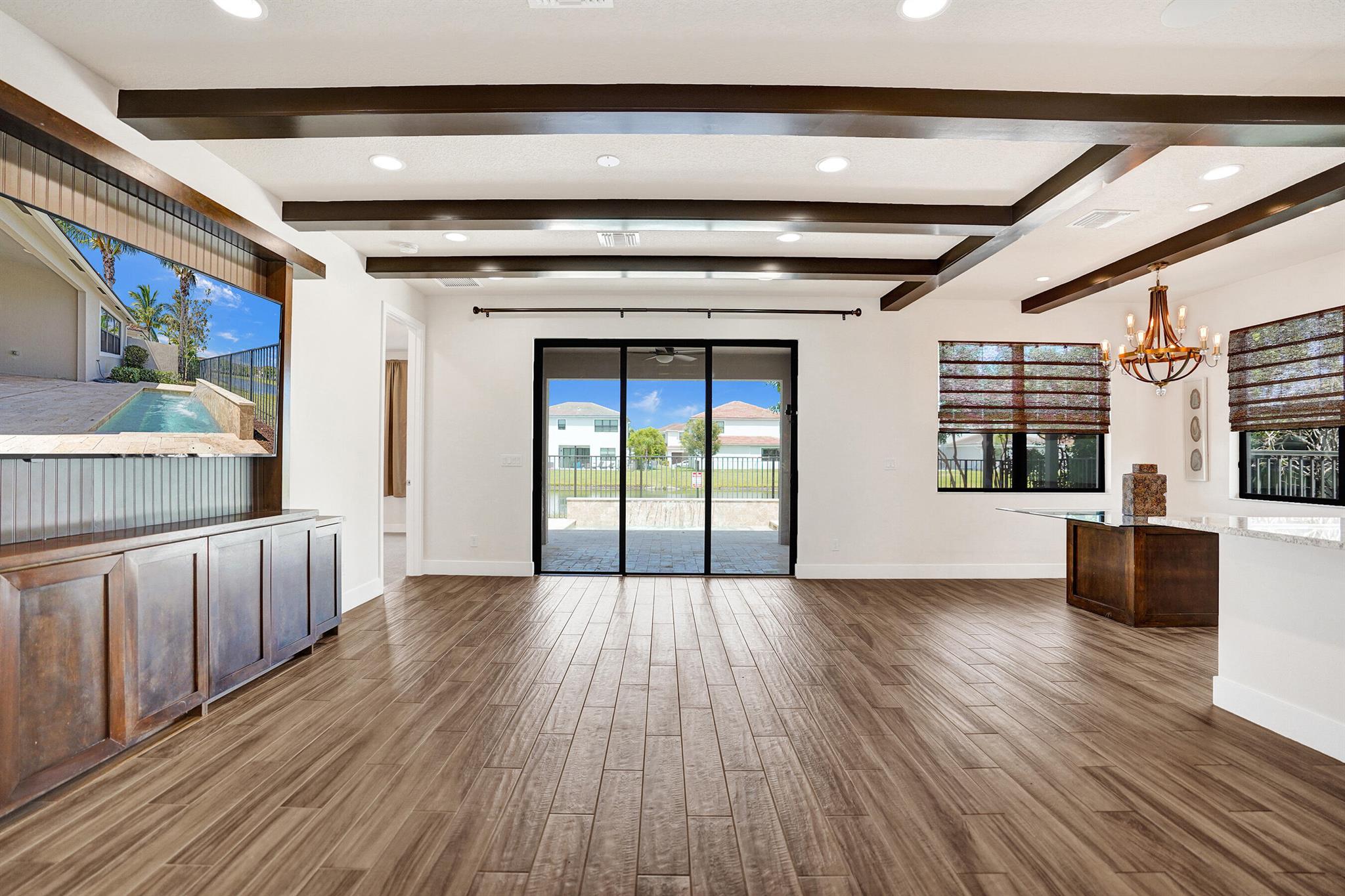 7190 Montereal Path