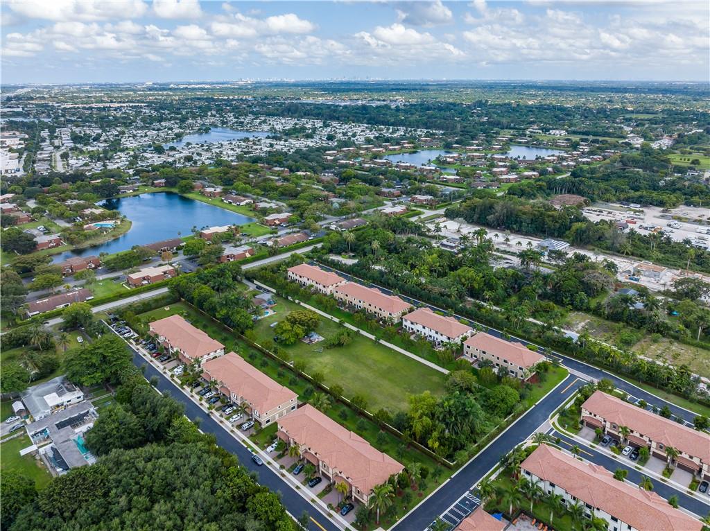 FLA. FRUIT LANDS - Residential