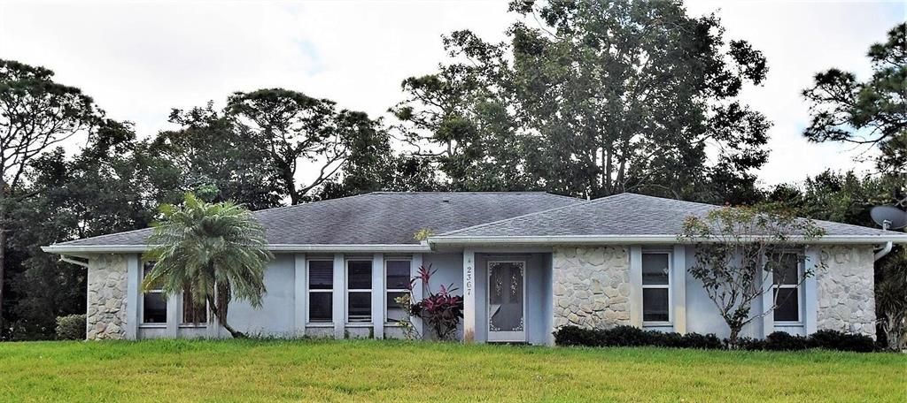 Photo of 2367 SE Diamond Court, Stuart, FL 34997 (MLS # R10779518)