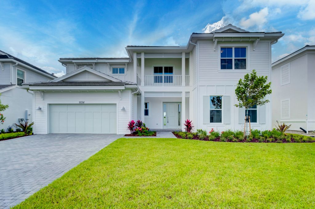 Photo of 9334 Crestview Circle, Palm Beach Gardens, FL 33412 (MLS # B26000704)