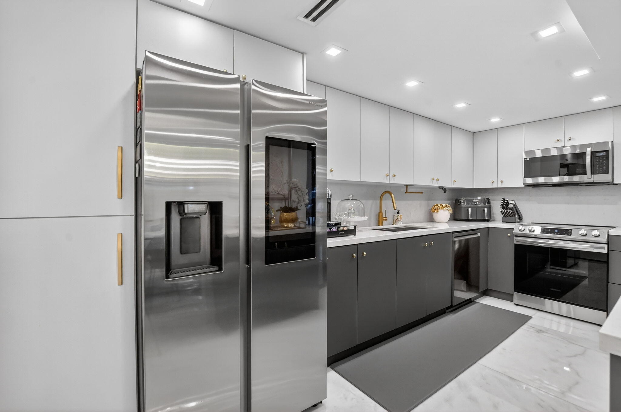 1834 Bridgewood Drive