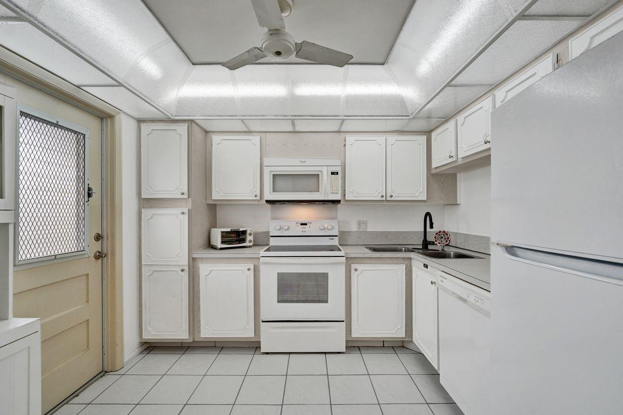 GARDENS BY THE SEA CONDO - Residential