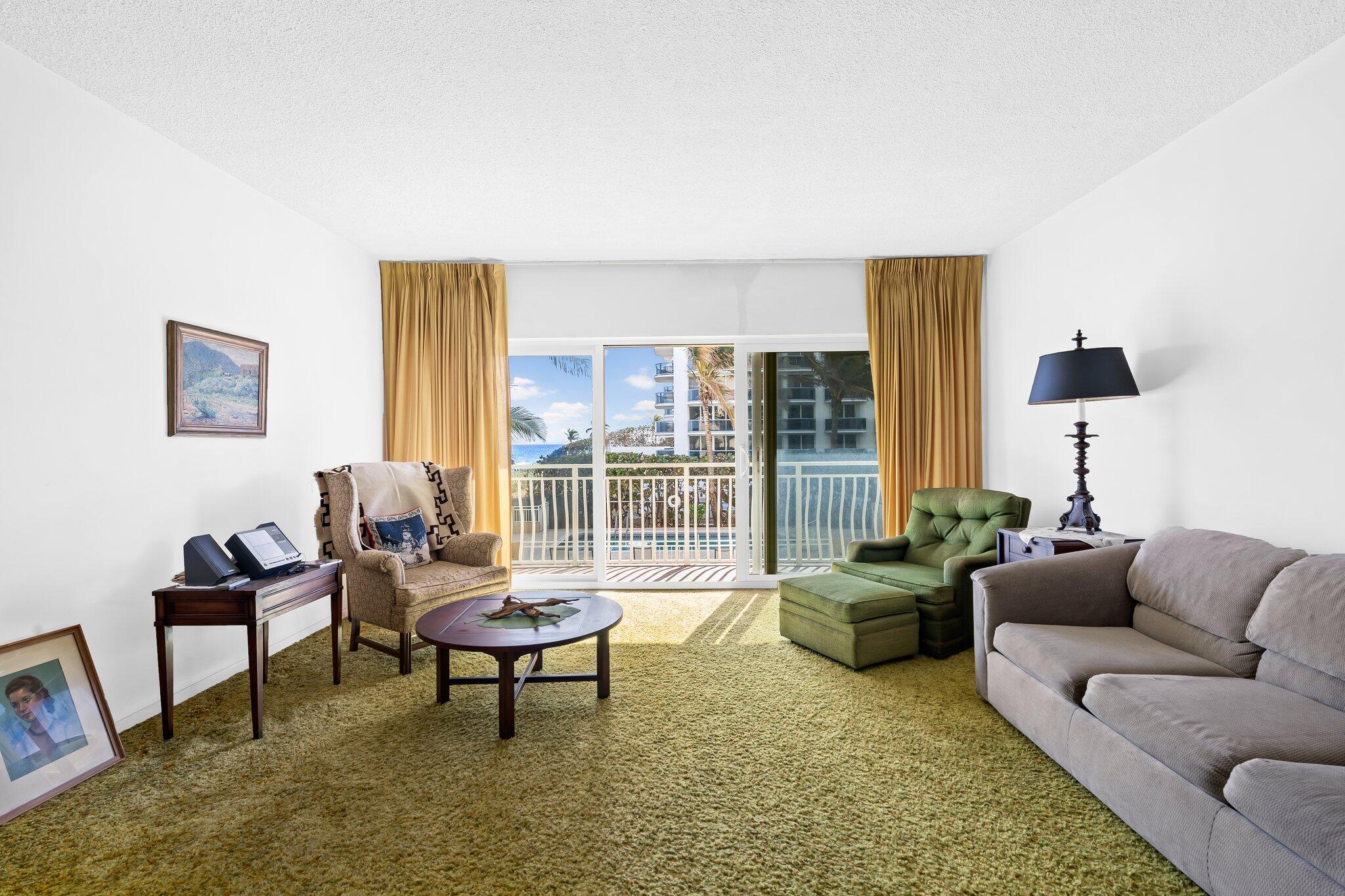 310 S OCEAN Boulevard 2040