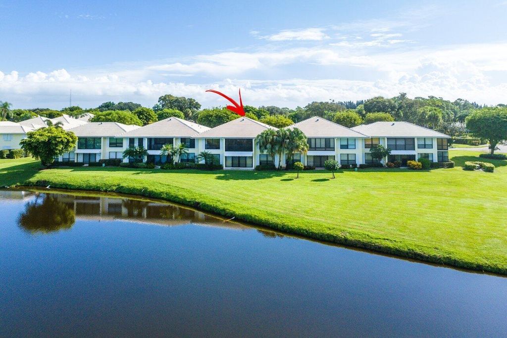 Photo of 3613 Quail Ridge Drive S #Bobwhite A, Boynton Beach, FL 33436 (MLS # R10921364)