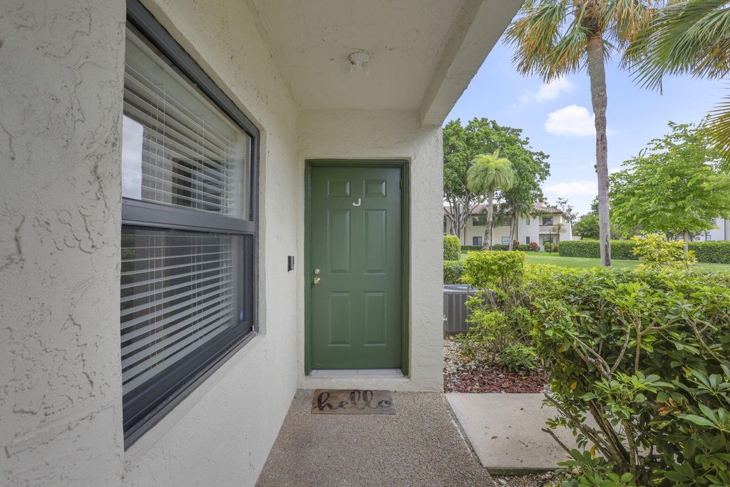Photo of 21863 Arriba Real Real #8j, Boca Raton, FL 33433 (MLS # R11108429)
