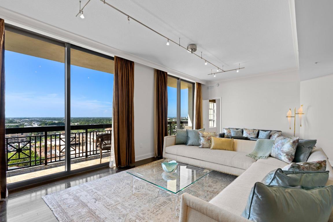 ONE CITY PLAZA CONDOMINIUM - Residential