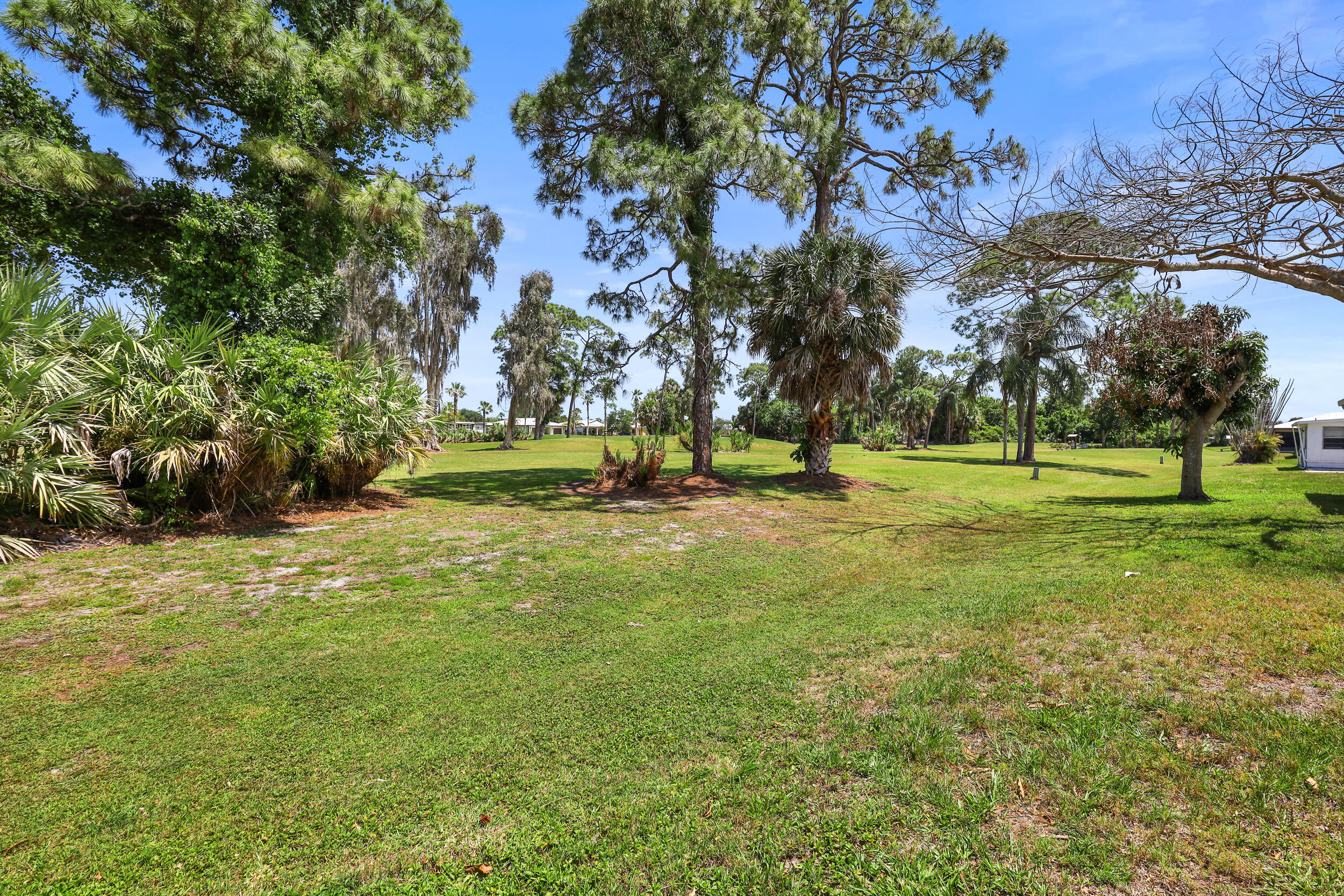 Spanish Lakes - Residential