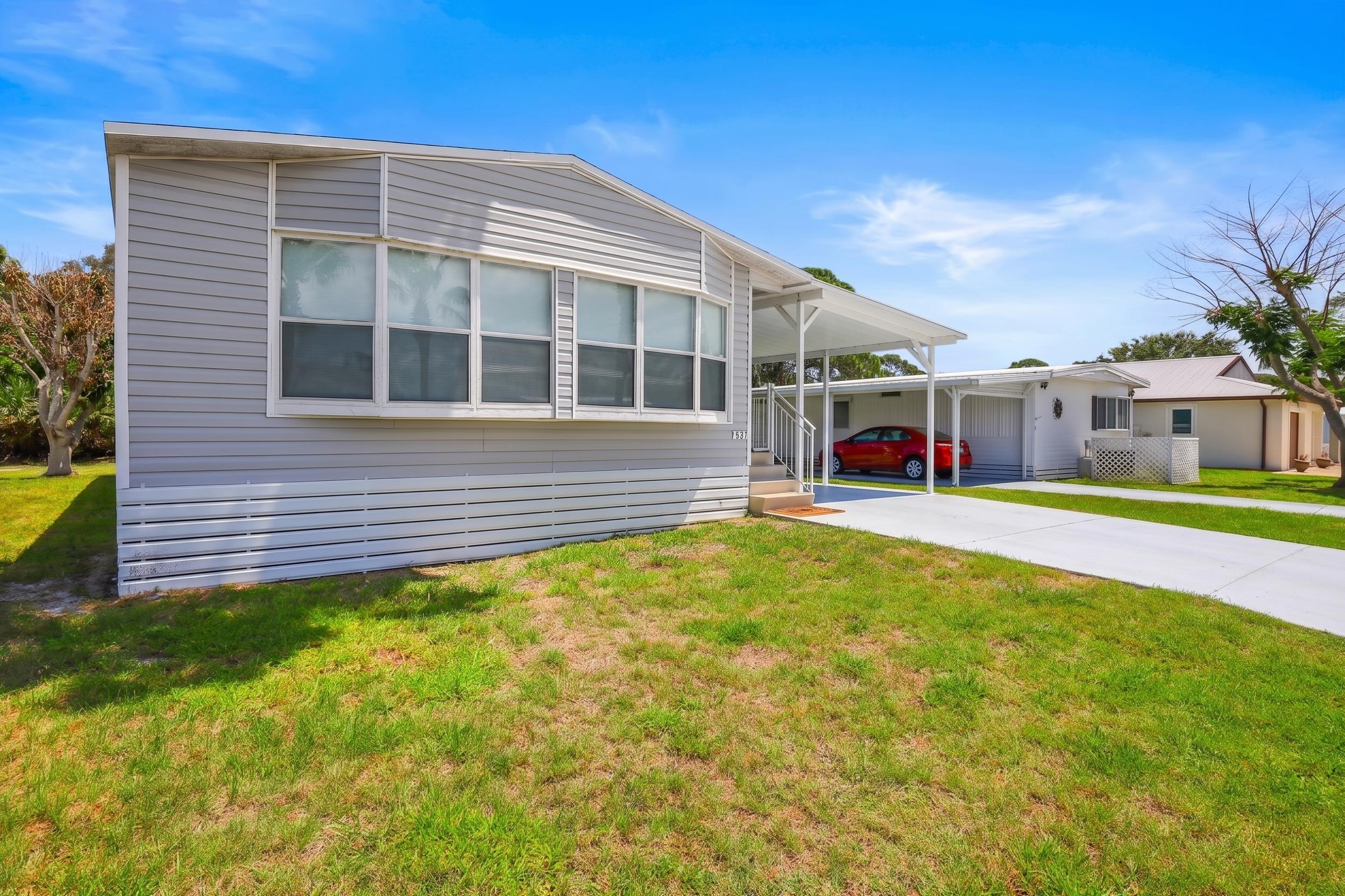 Spanish Lakes - Residential