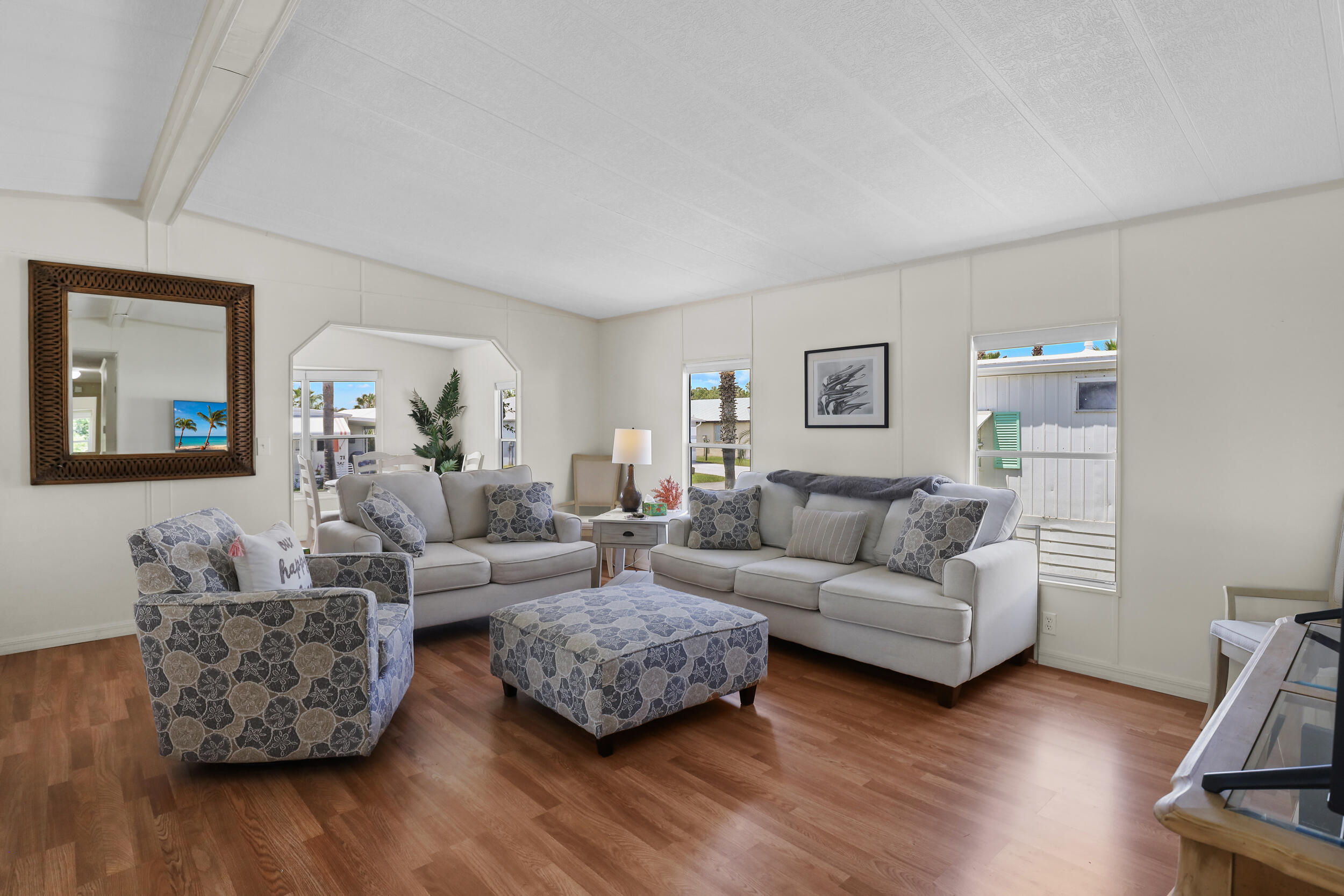 Spanish Lakes - Residential