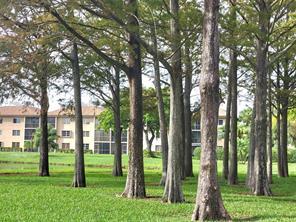 CASCADES OF LAUDERHILL - Residential