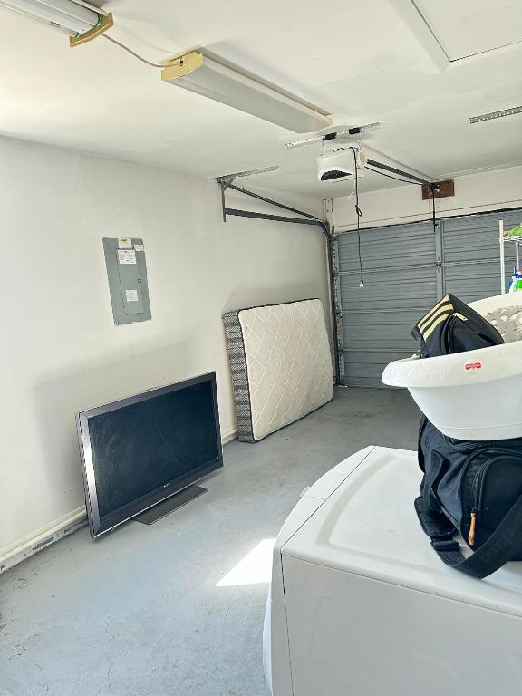 PORT ST LUCIE SECTION 42 1ST REPLAT - Residential