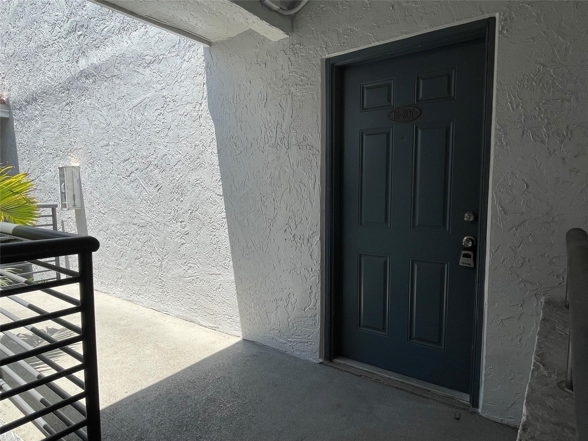 731 LYONS Road 16207