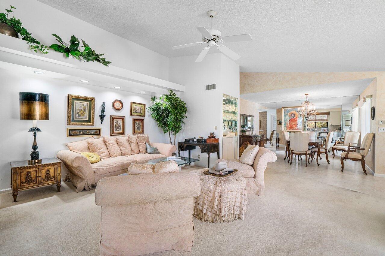 15310 Strathearn Drive 11504
