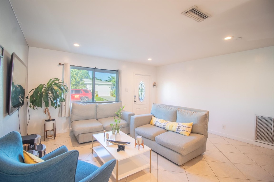 PARADISE GARDENS SEC 4 - Residential