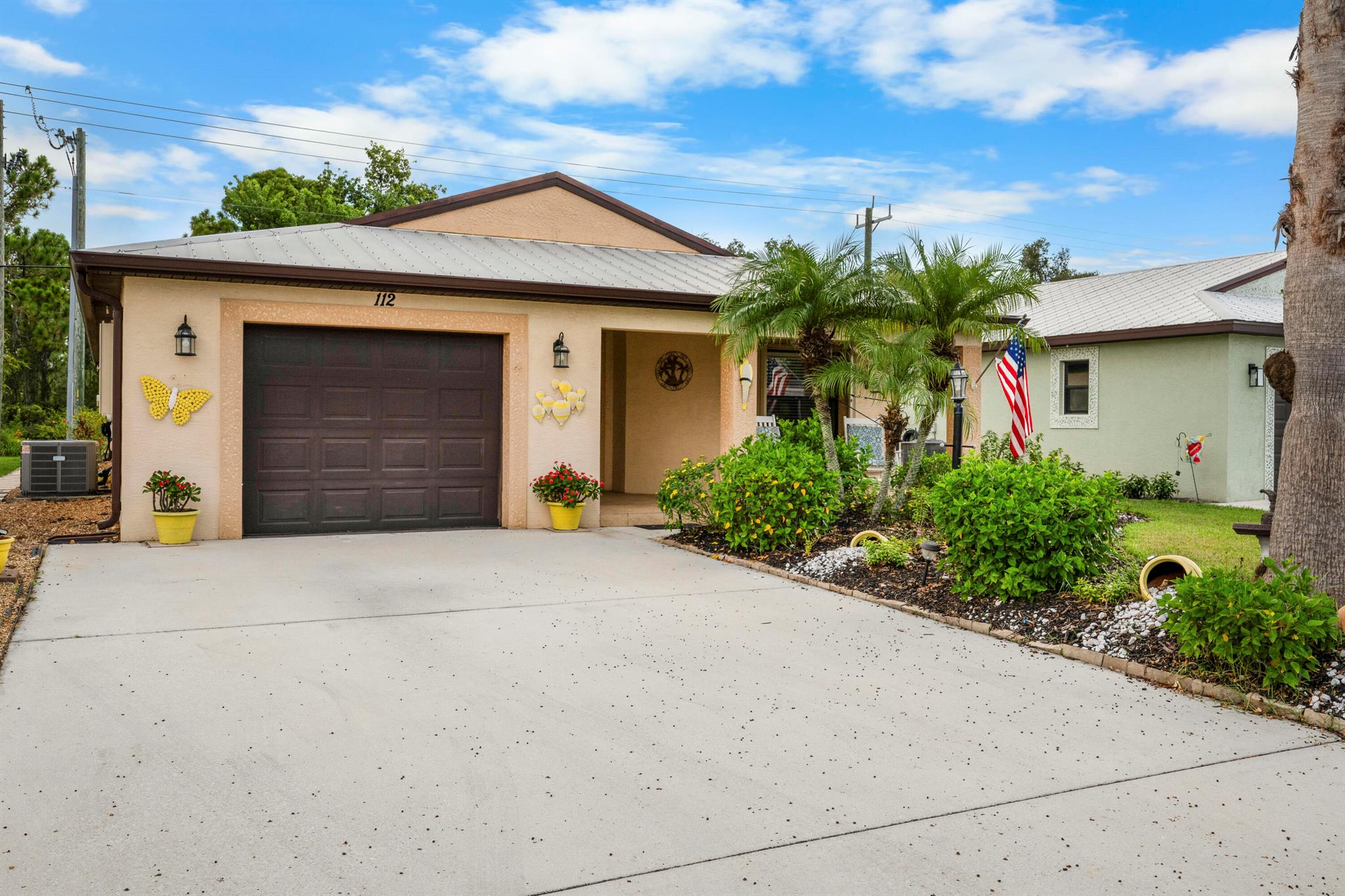 SPANISH LAKES LEASEHOLD E - Residential