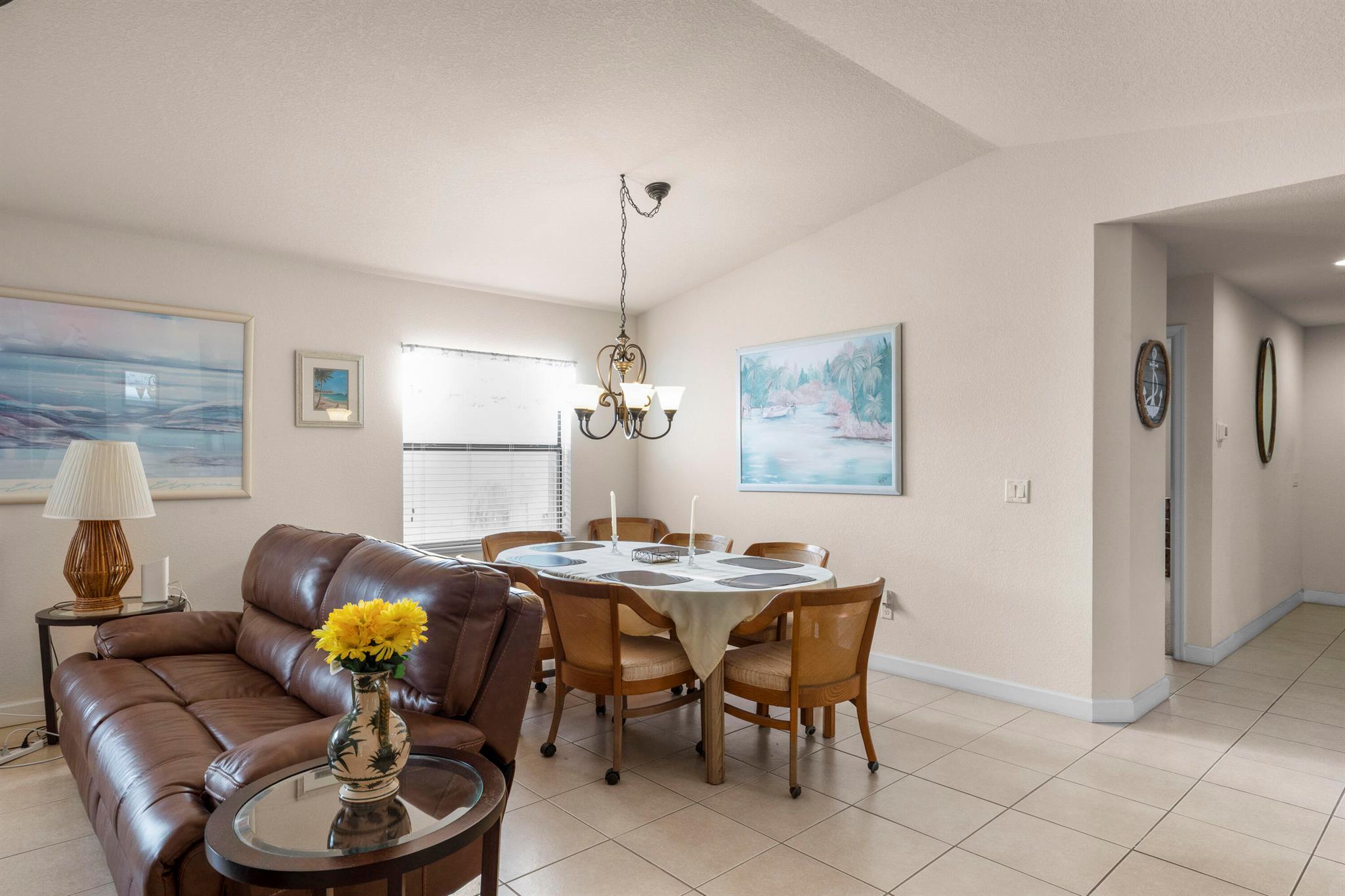 SPANISH LAKES LEASEHOLD E - Residential