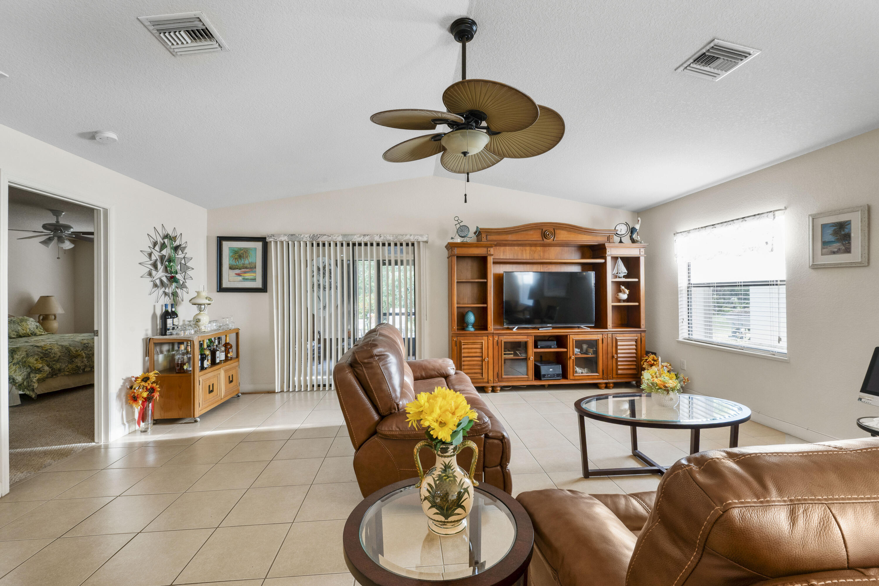 SPANISH LAKES LEASEHOLD ESTATES - Residential