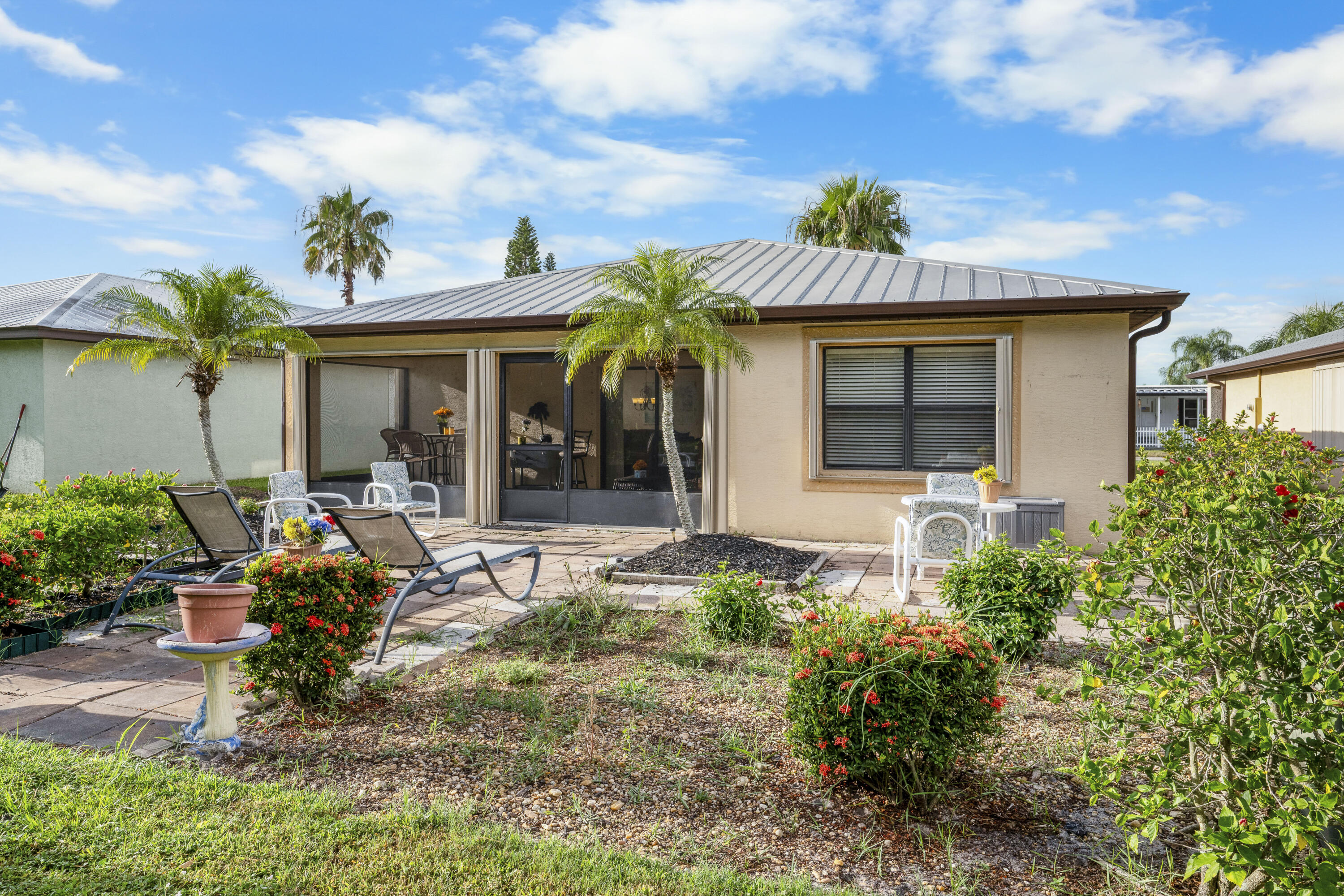 SPANISH LAKES LEASEHOLD ESTATES - Residential